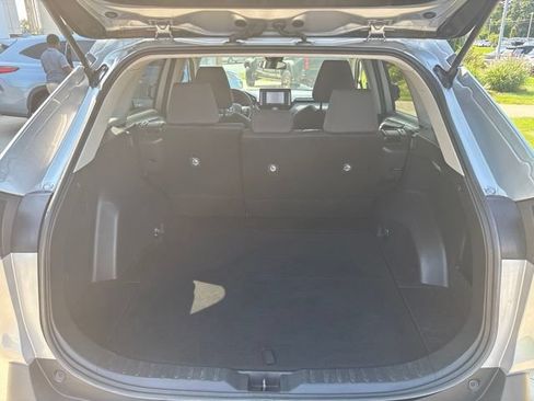 Used 2021 Toyota RAV4 XLE AWD/4WD image 26