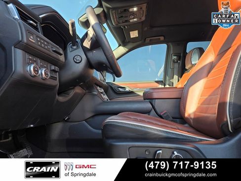 Used 2023 GMC Yukon Denali Ultimate AWD/4WD image 11