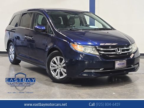 Used 2016 Honda Odyssey SE image 1