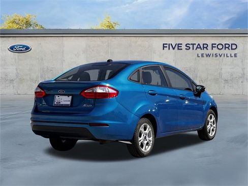 Used 2016 Ford Fiesta SE image 4