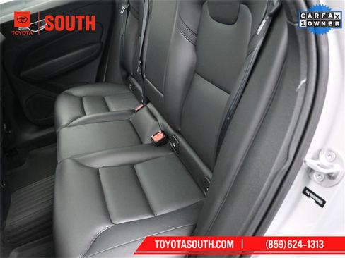 Used 2024 Volvo XC60 B5 Core image 22