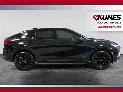 Used 2026 Buick Envista Sport Touring w/ Convenience I Package FWD image 12