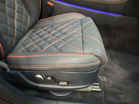 New 2026 Genesis GV70 3.5T Sport Prestige AWD/4WD image 17