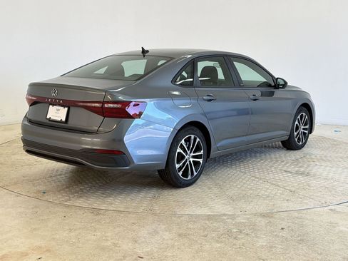 Used 2025 Volkswagen Jetta Sport FWD image 9