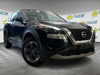 Used 2023 Nissan Rogue SV video 1
