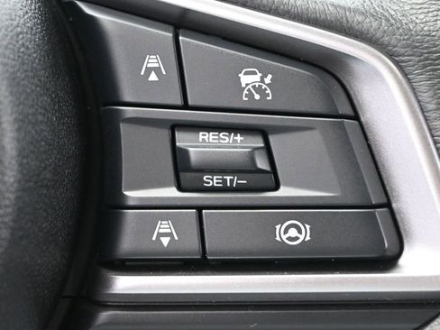 Used 2024 Subaru Outback Premium image 13