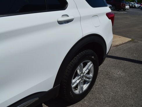 Used 2020 Ford Explorer XLT AWD/4WD image 4