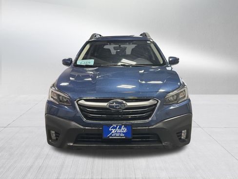 Used 2022 Subaru Outback Premium w/ Popular Package #1 AWD/4WD image 2