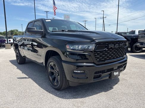 New 2026 RAM 1500 Express AWD/4WD image 8