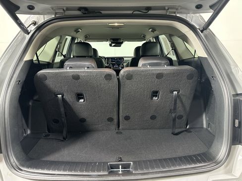 Used 2023 Kia Sorento EX image 28