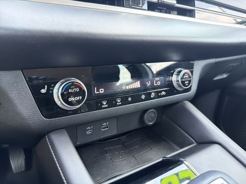 Used 2023 Mitsubishi Outlander SE FWD image 8