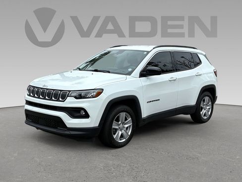 Used 2022 Jeep Compass Latitude image 23