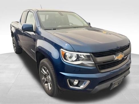 Used 2020 Chevrolet Colorado Z71 AWD/4WD image 5