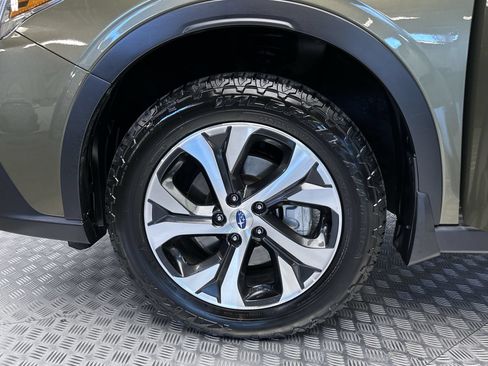 Used 2020 Subaru Outback Limited XT w/ Popular Package #2 AWD/4WD image 25