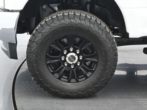 Used 2019 Ford F250 XL image 19