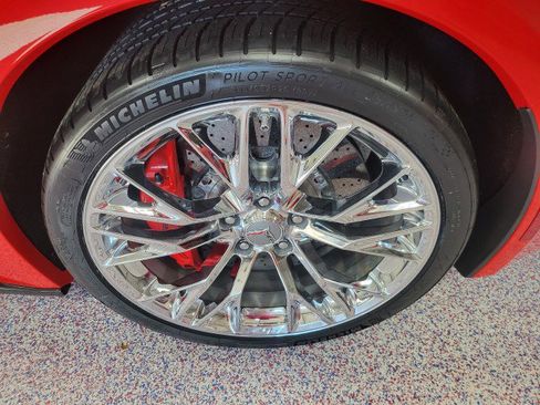 Used 2017 Chevrolet Corvette Z06 w/ Z07 Performance Package image 7