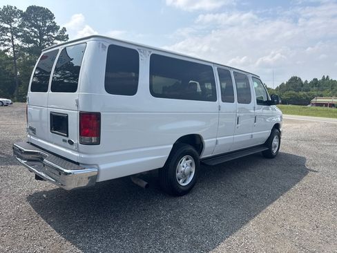 Used 2013 Ford E-350 and Econoline 350 XLT RWD image 10