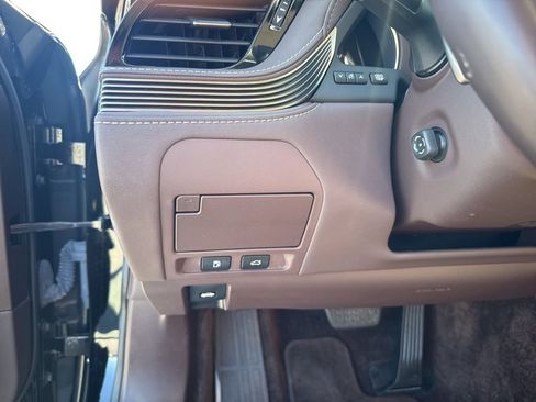 Used 2019 Lexus LS 500 AWD image 28