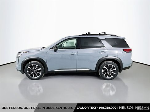 New 2026 Nissan Pathfinder Platinum image 8