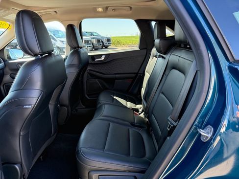 Used 2020 Ford Escape SE Sport image 7