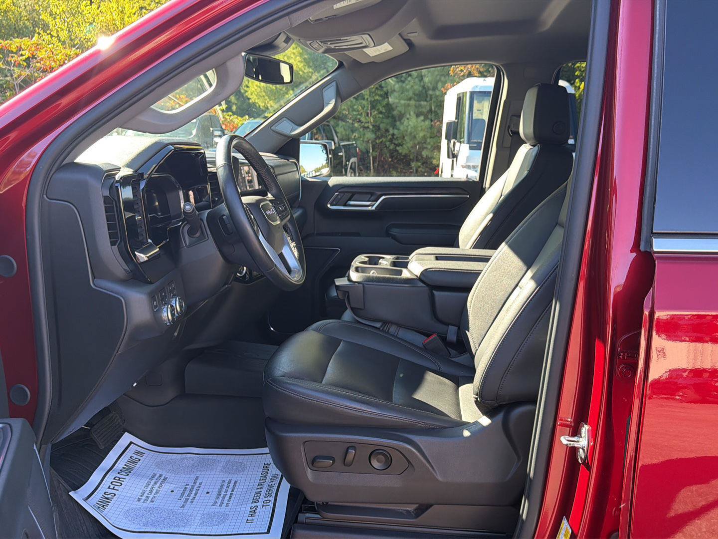 Certified 2024 GMC Sierra 1500 SLT AWD/4WD image 9