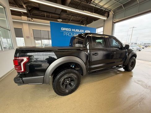 Used 2018 Ford F150 Raptor w/ Equipment Group 802A Luxury image 12