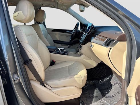 Used 2018 Mercedes-Benz GLE 350 w/ Premium 1 Package image 28