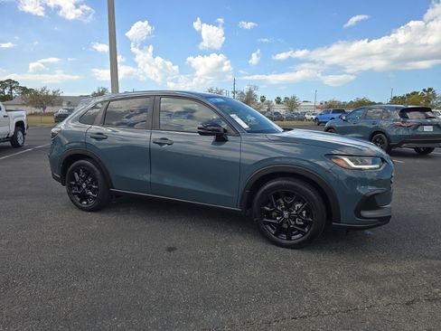 Certified 2024 Honda HR-V Sport image 2