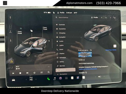 Used 2025 Tesla Model 3 Performance image 32