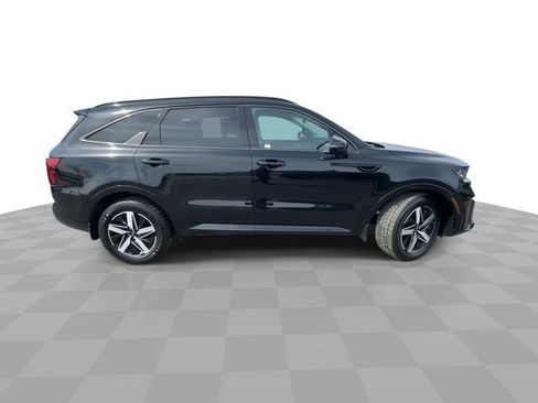 Used 2023 Kia Sorento S w/ Panoramic Sunroof Package image 9