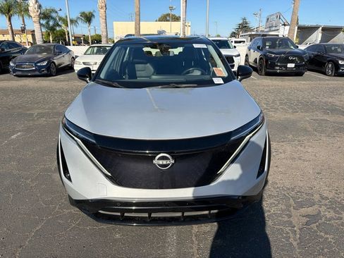 Used 2023 Nissan Ariya FWD image 2