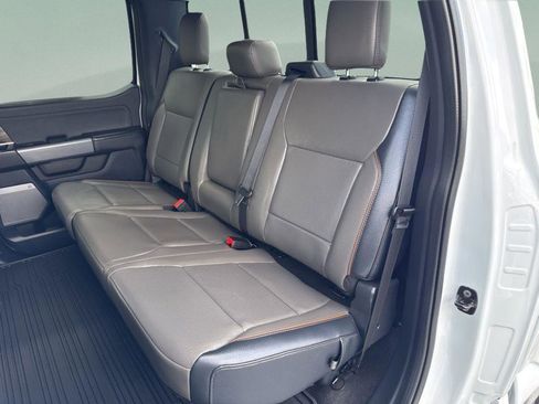 Used 2025 Ford F150 Lariat w/ Equipment Group 501A Mid image 13