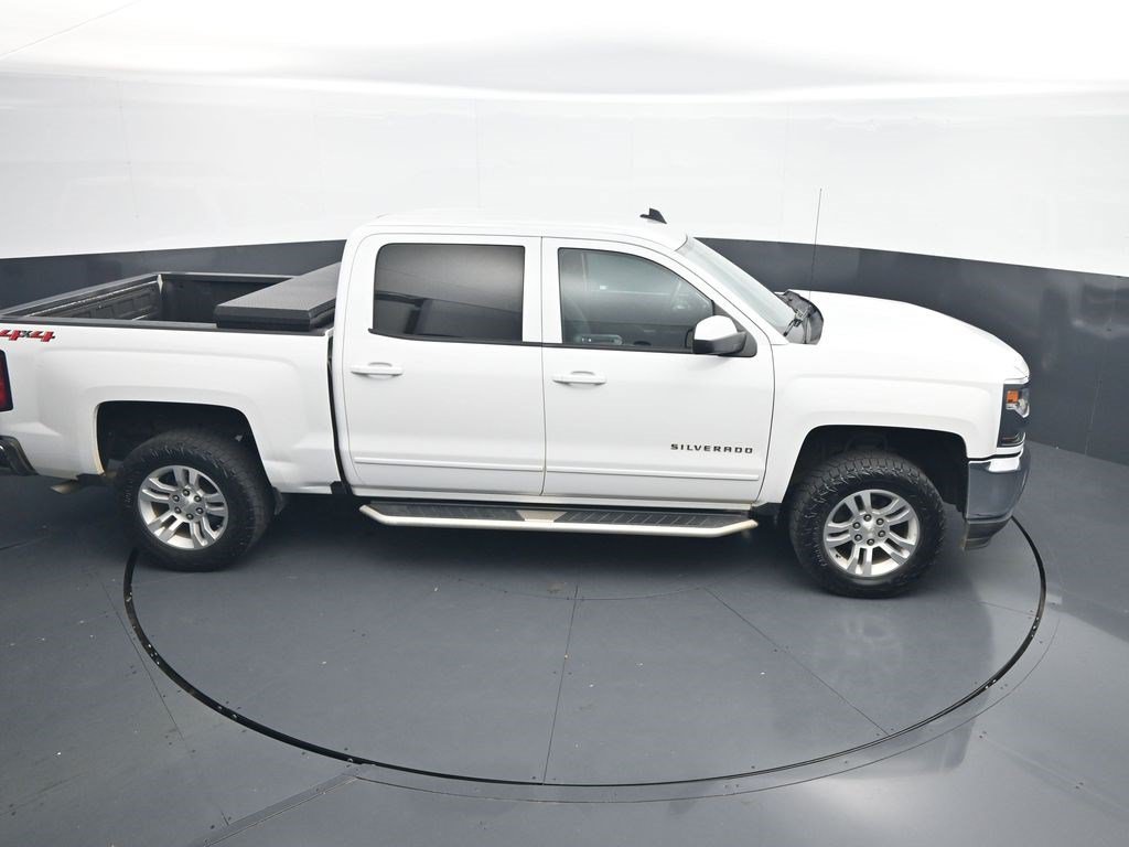 Used 2018 Chevrolet Silverado 1500 LT w/ All Star Edition AWD/4WD image 34