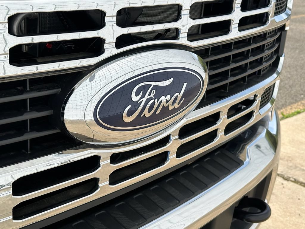 New 2026 Ford F450 XL w/ XL Chrome Package AWD/4WD image 25