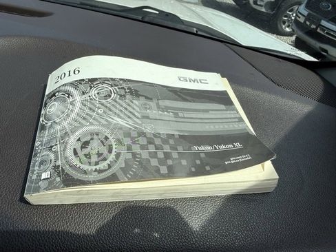 Used 2016 GMC Yukon SLT w/ Open Road Package image 17