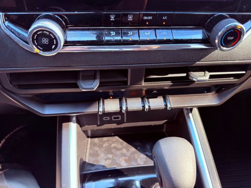 Used 2024 Chevrolet Colorado Trail Boss w/ Advanced Trailering Package image 35