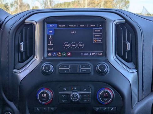 Used 2020 Chevrolet Silverado 2500 LTZ w/ LTZ Premium Package image 19