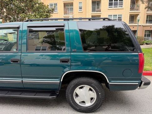 Used 1997 GMC Yukon 4WD 4-Door w/ Marketing Opt Pkg 5 image 28