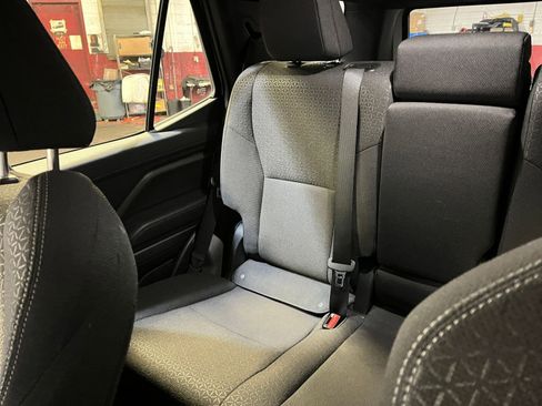 Used 2025 Toyota 4Runner SR5 image 38