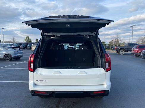 New 2026 Ford Expedition Platinum w/ Stealth Appearance Package AWD/4WD image 27