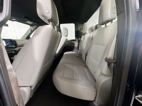 Used 2024 GMC Sierra 2500 SLE w/ SLE Convenience Package image 24