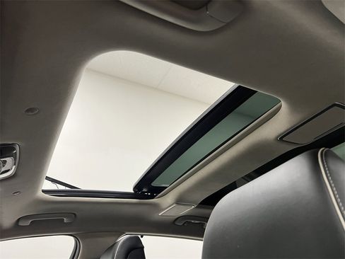 Used 2024 Genesis GV80 3.5T w/ Prestige Package image 21