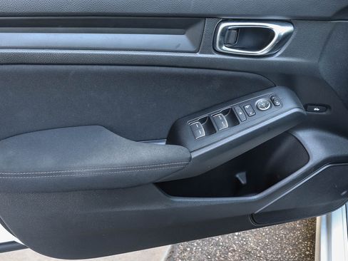 Certified 2025 Honda Civic Sport image 21