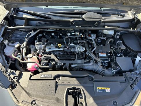 Used 2024 Toyota Prius XLE image 33