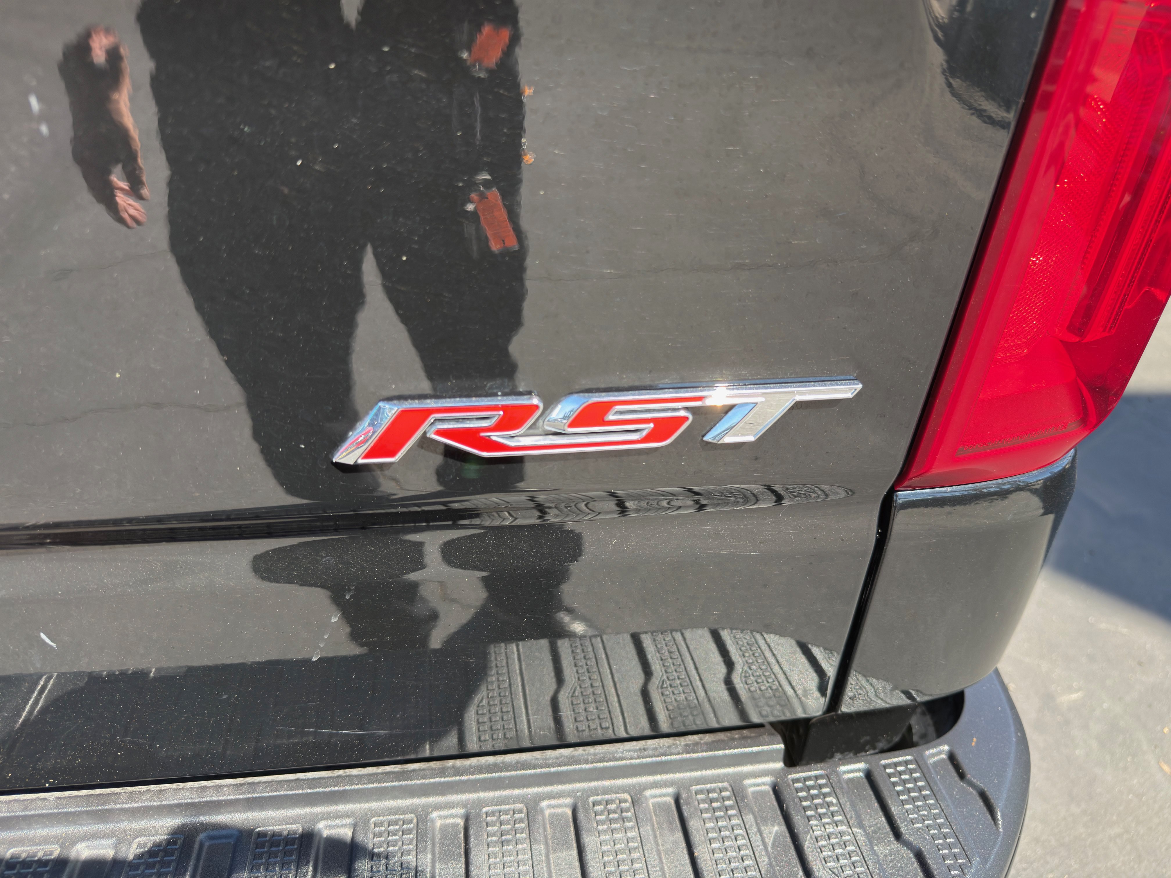 Used 2026 Chevrolet Silverado 1500 RST RWD image 45