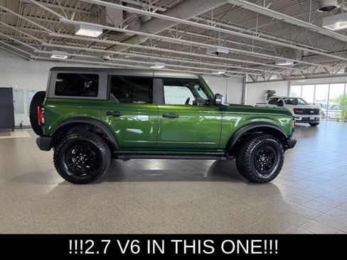 Used 2024 Ford Bronco Wildtrak AWD/4WD image 10