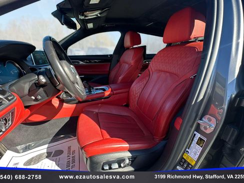 Used 2018 BMW M760i xDrive image 20