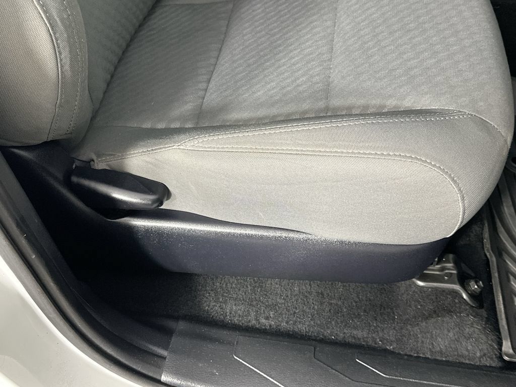 Used 2021 Toyota Tacoma SR5 RWD image 20