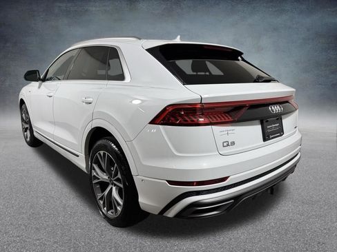 Used 2023 Audi Q8 Premium Plus w/ Premium Plus Package AWD/4WD image 4