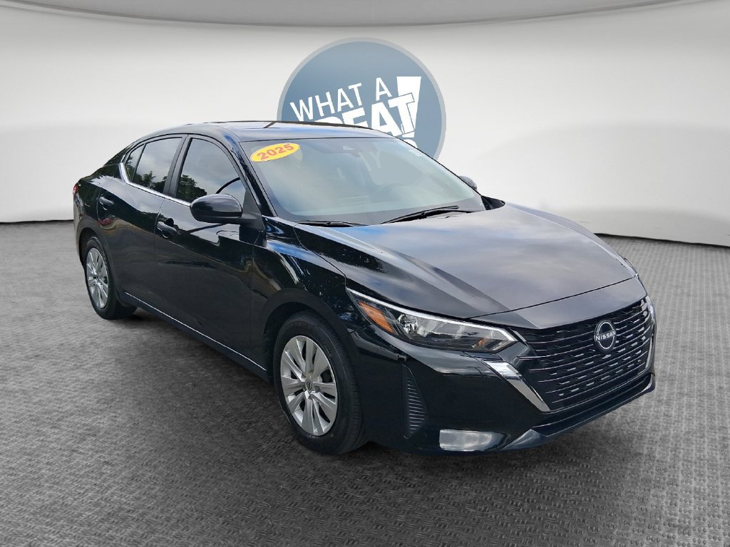 Used 2025 Nissan Sentra S FWD image 1